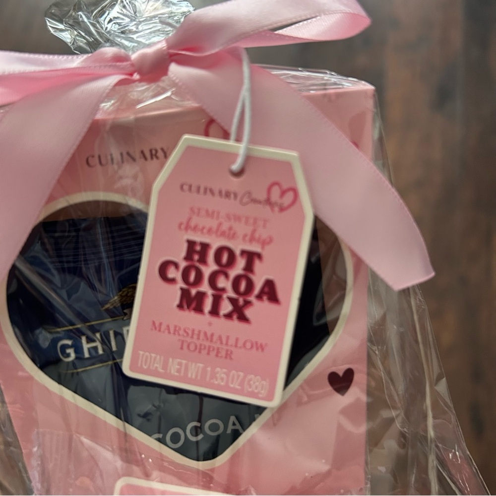 Valentine's Heart Mug with Ghirardelli Hot Cocoa Mix - Picture 9 of 10